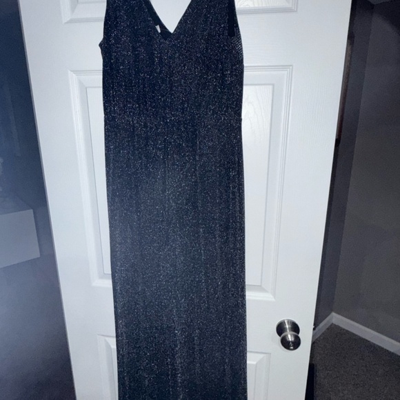 new- jumpsuit with glitter - Picture 2 of 3